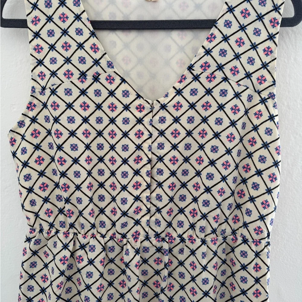 Tulle Geometric Floral V-Neck Empire Waist Dress Size M